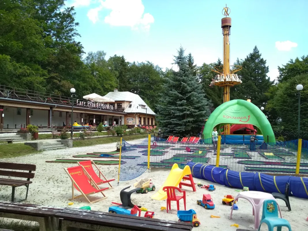 Rodzinny Park Rozrywki Esplanada